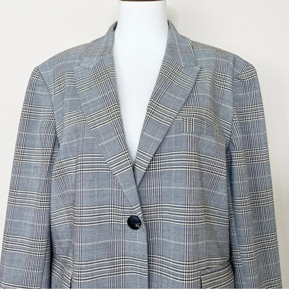 Lewit Gray Plaid Wool Blend Blazer - Picture 2 of 11